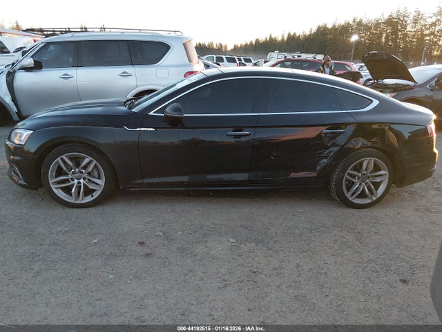 WAUANCF53KA063212 Audi A5 45 Premium