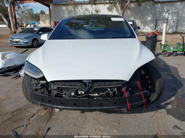Tesla Model X 100d/75d/long Range 2019 5YJXCBE28KF188766 Image 12