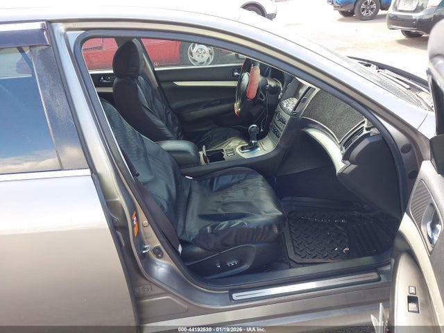 2008 Infiniti G35 Journey მანქანა იყიდება აუქციონზე, vin: JNKBV61E08M205604, აუქციონის ნომერი: 44192530