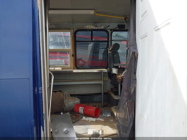 Продажа на аукционе авто 2001 Workhorse Custom Chassis Motorhome Chassis P3500, vin: 5B4KP57G013335544, номер лота: 44192566