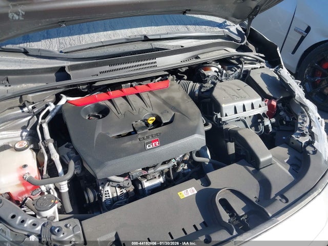 2024 TOYOTA GR COROLLA JTNABAAE9RA009992 Photo 9