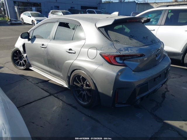 2024 TOYOTA GR COROLLA JTNABAAE9RA009992 Photo 2