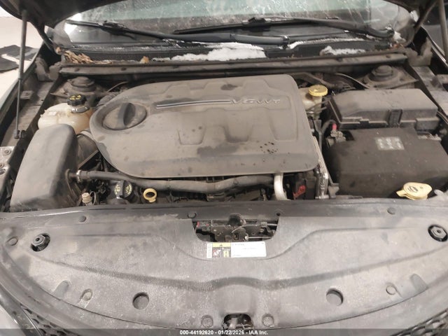 Chrysler 200 S 2015 1C3CCCDG3FN512090 Image 10