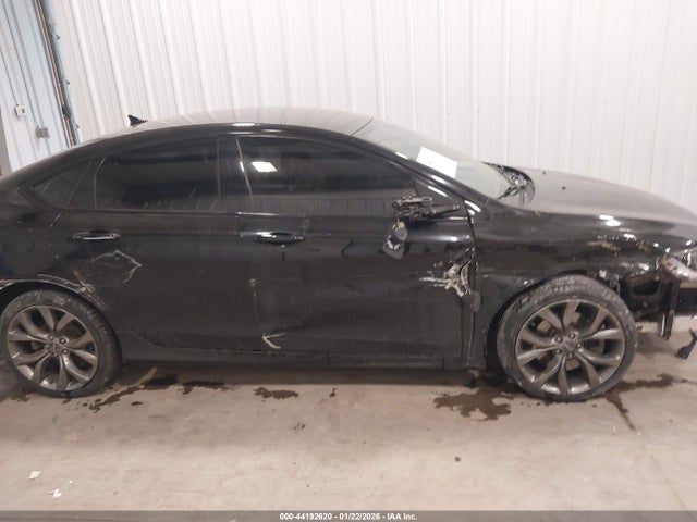 Chrysler 200 S 2015 1C3CCCDG3FN512090 Image 13