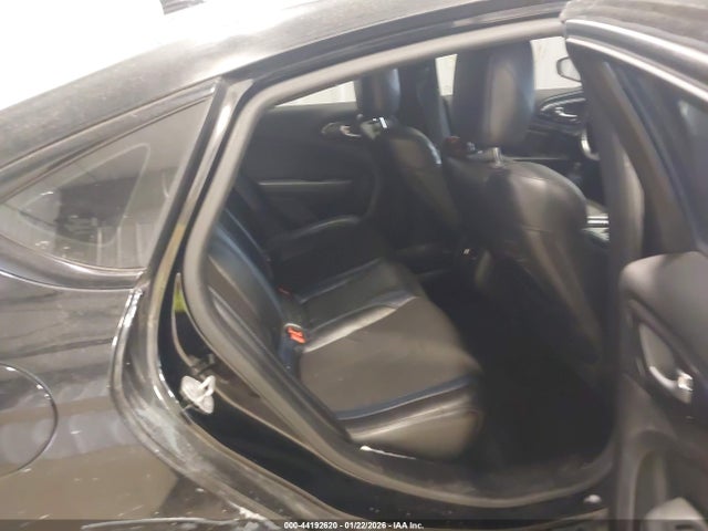 Chrysler 200 S 2015 1C3CCCDG3FN512090 Image 8