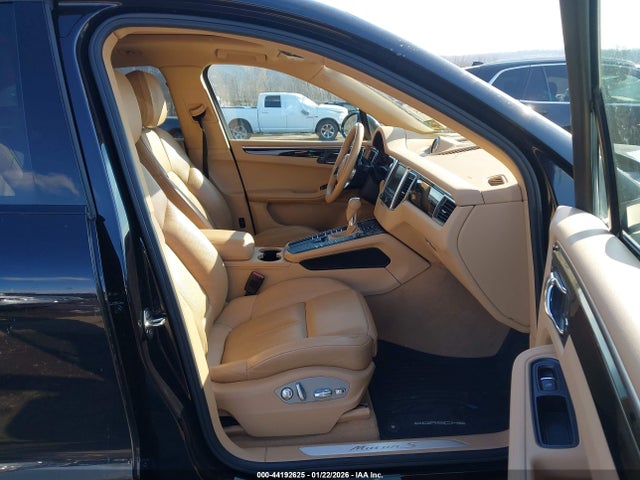 2016 PORSCHE MACAN WP1AB2A50GLB55224 Photo 4