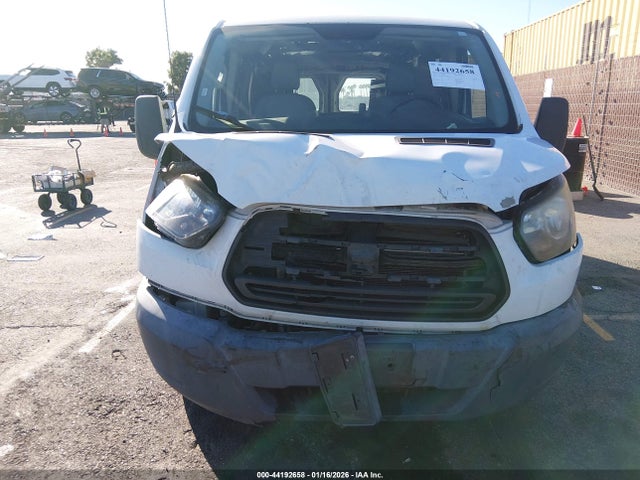 1FTYE9ZM4HKA83995 Ford Transit-150
