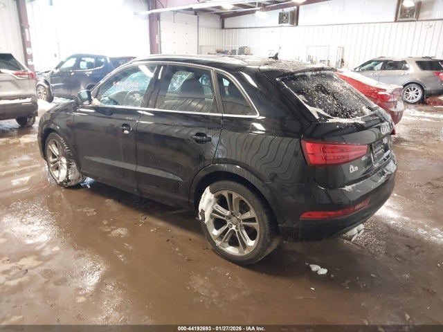 2017 AUDI Q3 WA1JCCFS5HR004939 Photo 2