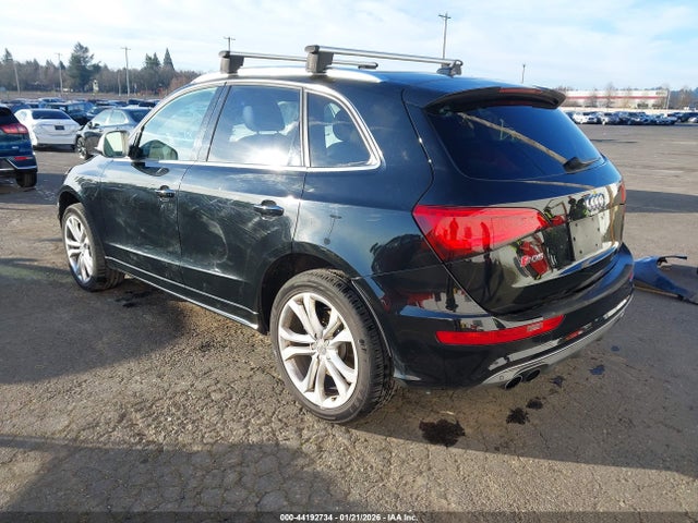 2016 AUDI SQ5 WA1CCAFP8GA007551 Photo 2