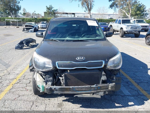 2016 Kia Soul მანქანა იყიდება აუქციონზე, vin: KNDJN2A21G7334198, აუქციონის ნომერი: 44192737