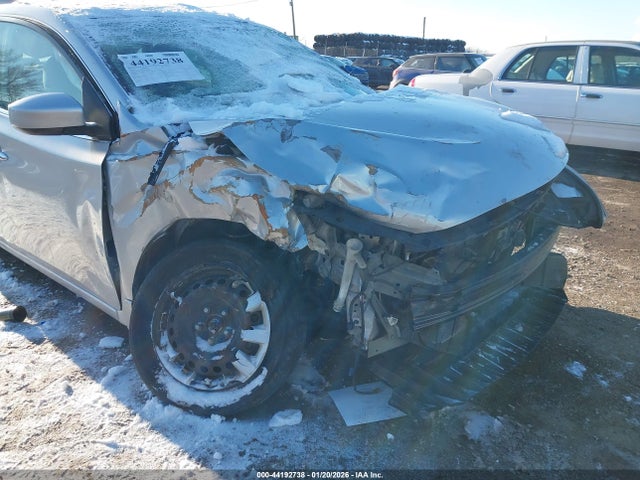 3N1AB7AP5EL681966 Nissan SENTRA S