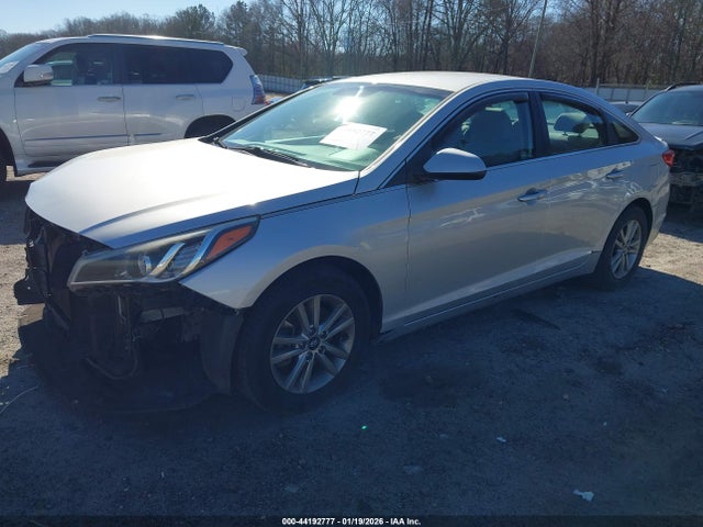 2017 HYUNDAI SONATA 5NPE24AF8HH471810 Photo 1