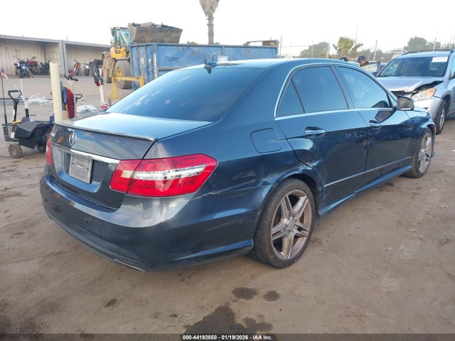 2011 MERCEDES-BENZ E 550 WDDHF7CB0BA395873 Photo 3