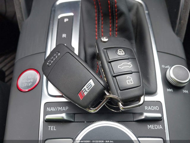 2018 AUDI RS 3 WUABWGFF7J1905717 Photo 10