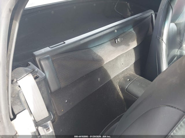 44192893 :رقم المزاد ، JM1NB353610209264 vin ، 2001 Mazda Mx-5 Miata Ls/special Edition مزاد بيع