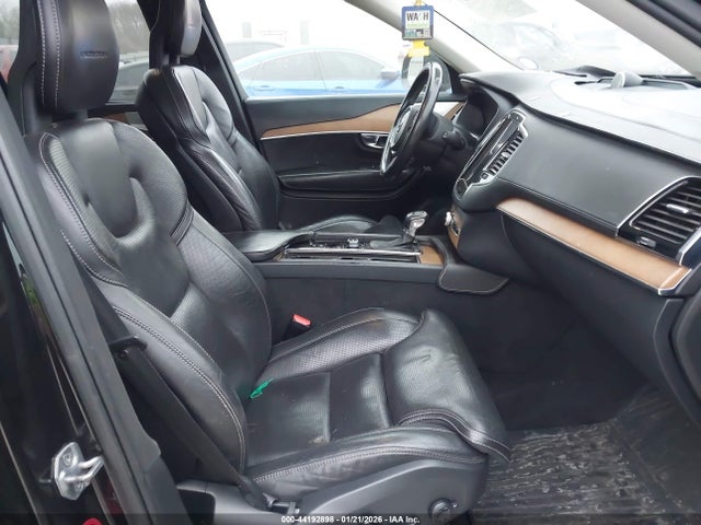 2016 VOLVO XC90 YV4A22PLXG1041800 Photo 4