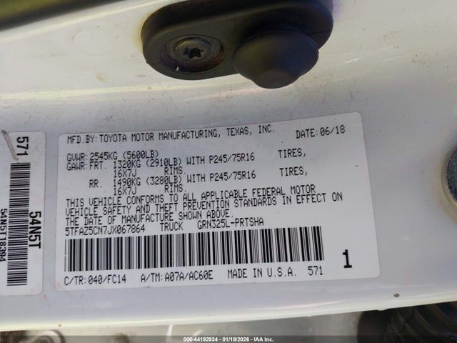 5TFAZ5CN7JX067864 Toyota Tacoma Sr5 V6