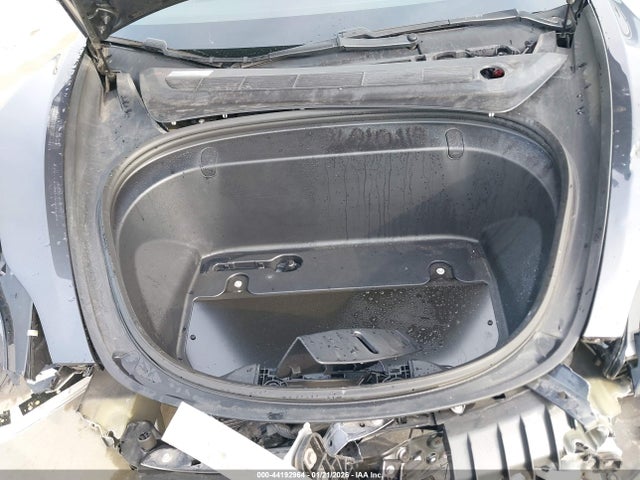 2018 TESLA MODEL 3 5YJ3E1EA8JF040075 Photo 9