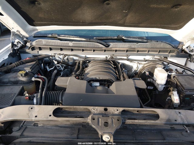 1GCVKREC5JZ124267 Chevrolet Silverado 1500 1lt