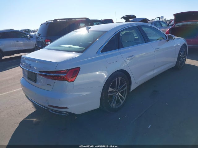 2022 AUDI A6 WAUE3BF23NN009347 Photo 3