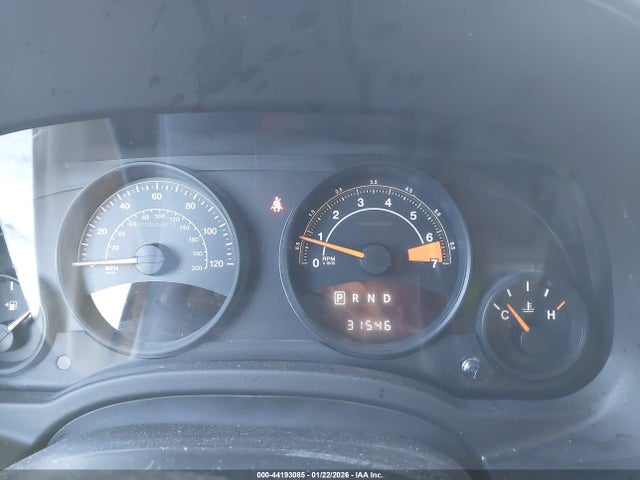 1C4NJPBA5GD764995 Jeep Patriot Sport