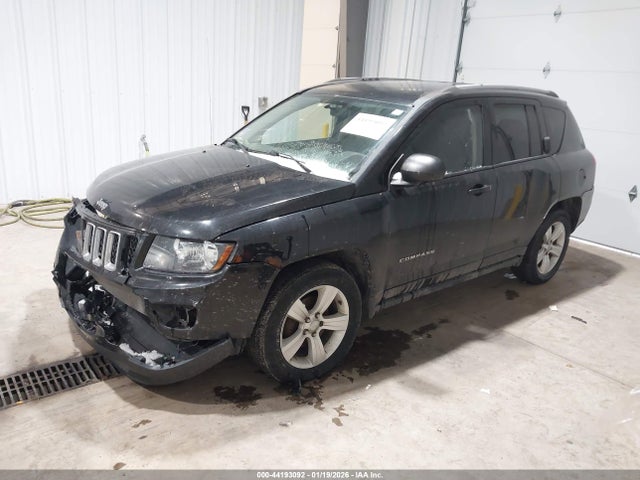 Jeep Compass Sport 2015 1C4NJDBB2FD317014 Image 2