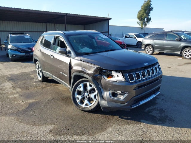 3C4NJDCB7KT766952 Jeep Compass Limited