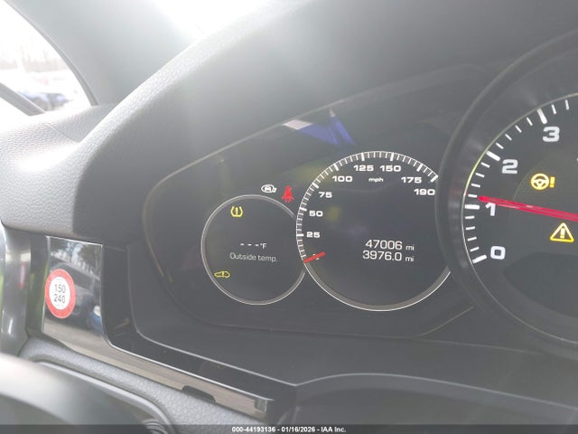 2019 PORSCHE CAYENNE WP1AB2AYXKDA65124 Photo 6