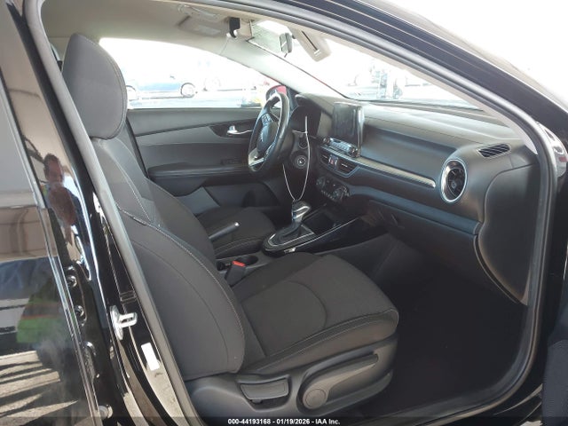 3KPF34AD3KE065803 KIA FORTE S