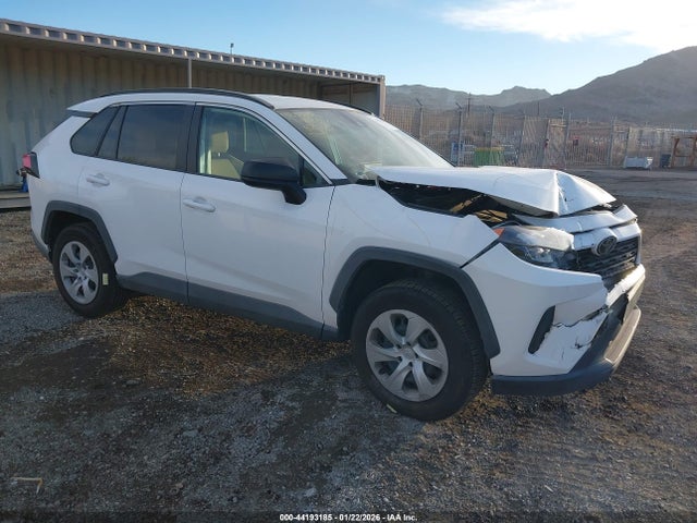 Toyota RAV4 LE 2020 2T3F1RFV9LC080169 головне зображення