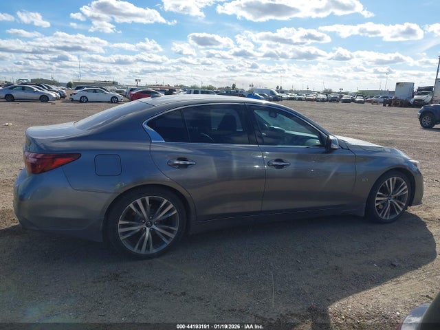 44193191 :رقم المزاد ، JN1EV7AP0JM355551 vin ، 2018 Infiniti Q50 3.0t Sport مزاد بيع