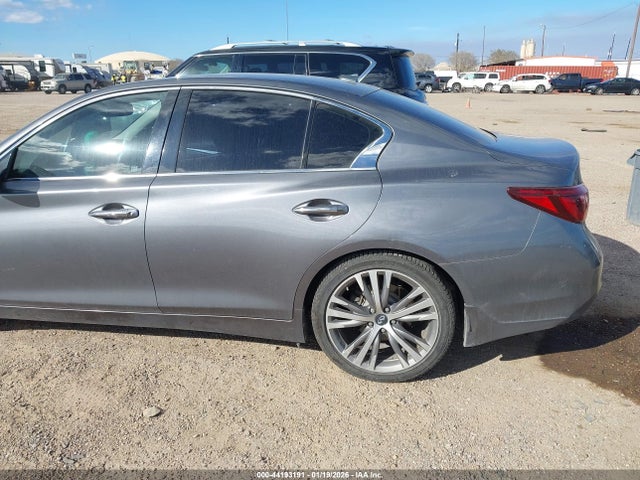 44193191 :رقم المزاد ، JN1EV7AP0JM355551 vin ، 2018 Infiniti Q50 3.0t Sport مزاد بيع