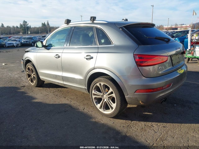 2015 AUDI Q3 WA1GFCFS9FR004053 Photo 2