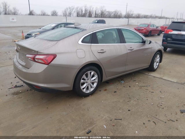 1G1ZD5ST5NF122348 Chevrolet Malibu Fwd Lt