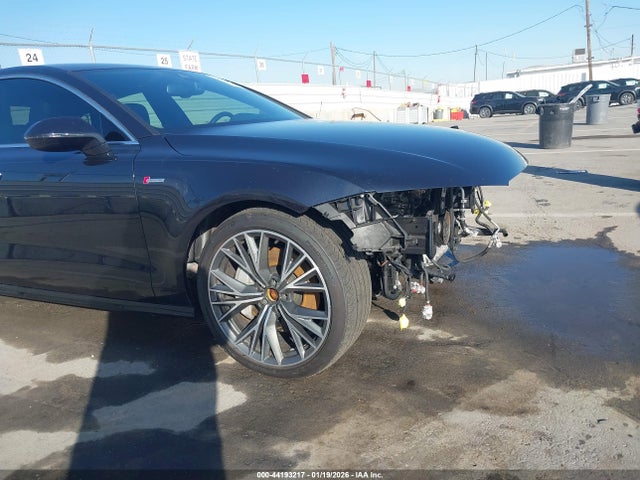 WAU22AFC8HN011012 Audi A7 3.0t Premium Plus