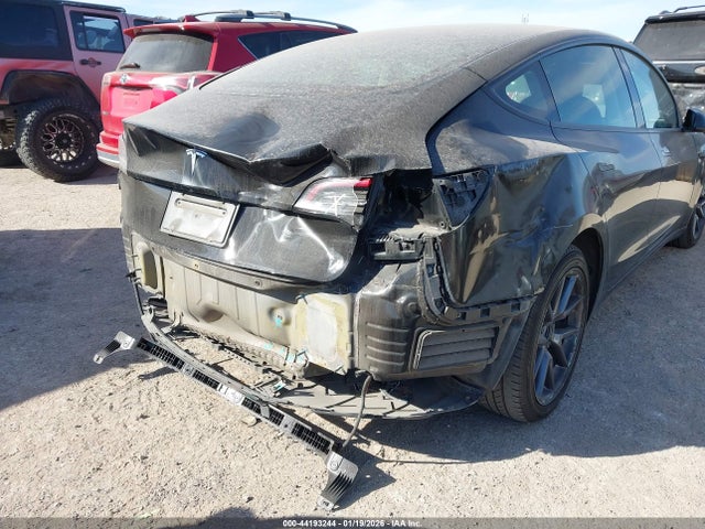 2023 TESLA MODEL 3 5YJ3E1EAXPF548122 Photo 5