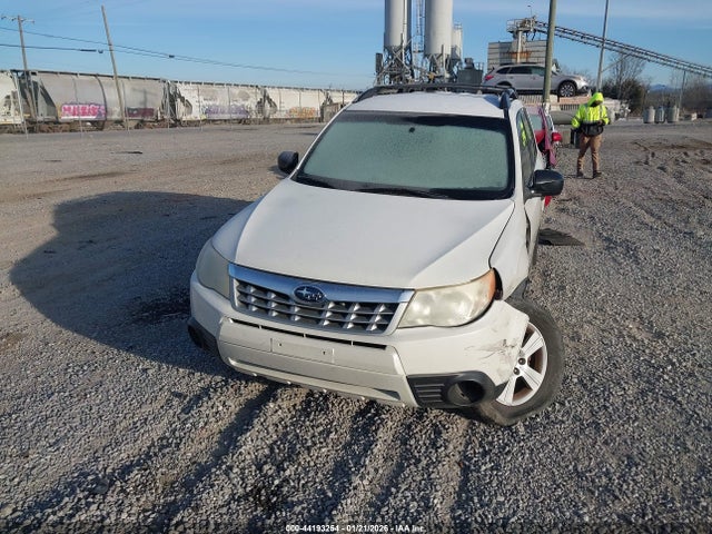 Продаж на аукціоні авто 2011 Subaru Forester 2.5x, vin: JF2SHABC8BH721610, номер лоту: 44193254