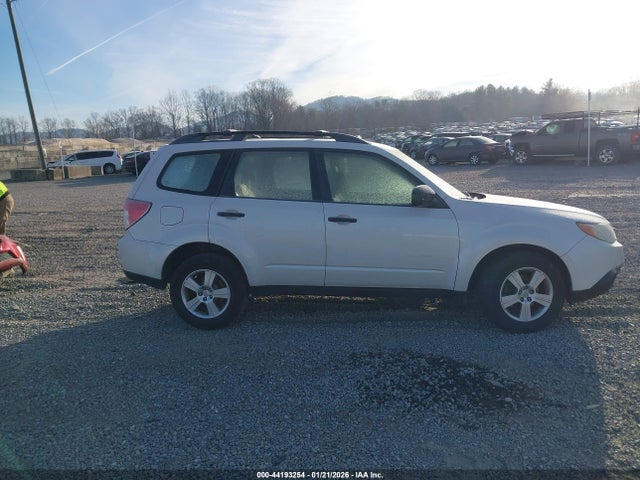 Продаж на аукціоні авто 2011 Subaru Forester 2.5x, vin: JF2SHABC8BH721610, номер лоту: 44193254