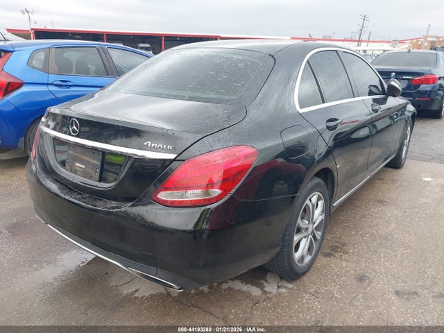 55SWF4KB6FU011768 Mercedes-Benz C 300 4matic/luxury 4matic/sport 4matic