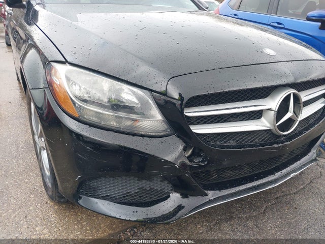 55SWF4KB6FU011768 Mercedes-Benz C 300 4matic/luxury 4matic/sport 4matic
