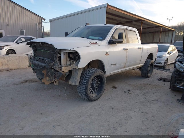 44193294 :رقم المزاد ، 3C6UR5DL8KG605740 vin ، 2019 Ram 2500 Big Horn  4x4 6'4 Box مزاد بيع