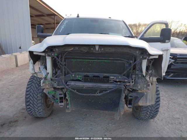 44193294 :رقم المزاد ، 3C6UR5DL8KG605740 vin ، 2019 Ram 2500 Big Horn  4x4 6'4 Box مزاد بيع