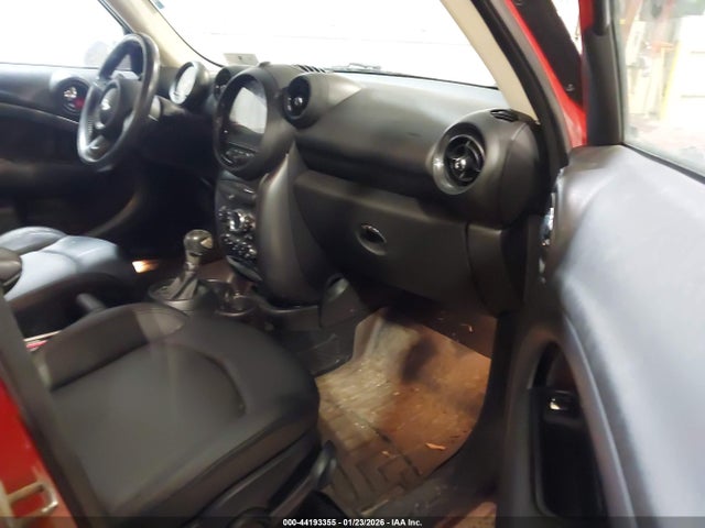2015 MINI COUNTRYMAN WMWZC5C58FWP45875 Photo 4