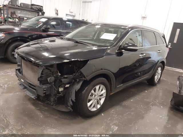 5XYPGDA59GG135414 KIA Sorento 3.3l Lx