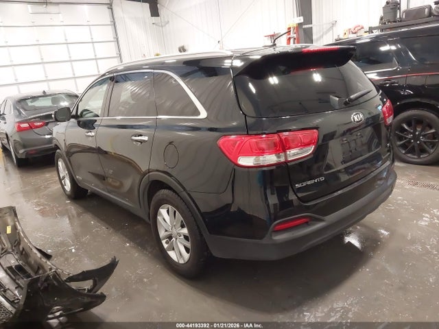 5XYPGDA59GG135414 KIA Sorento 3.3l Lx