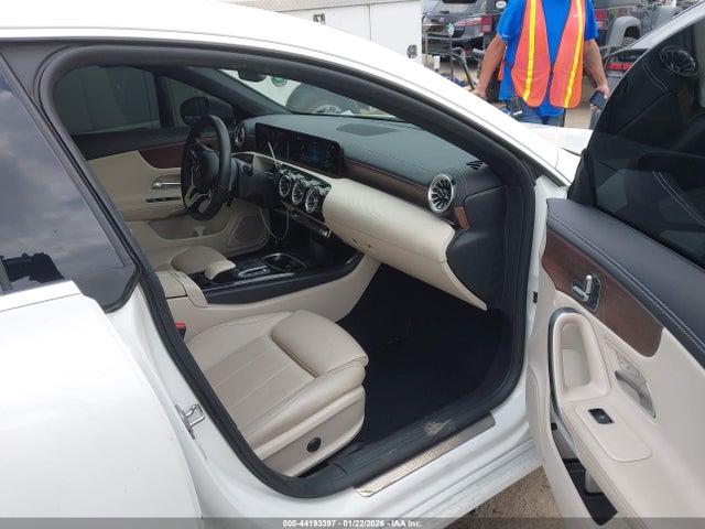 W1K5J4GB4PN359002 Mercedes-Benz Cla 250 Coupe
