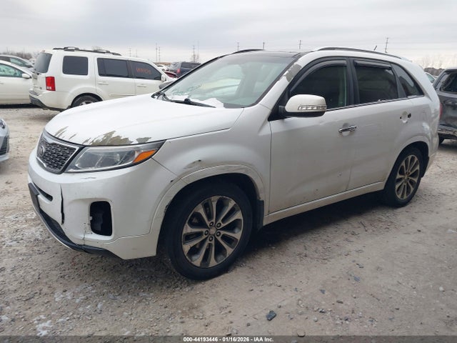 44193446 :رقم المزاد ، 5XYKW4A76FG573174 vin ، 2015 Kia Sorento Sx V6 مزاد بيع