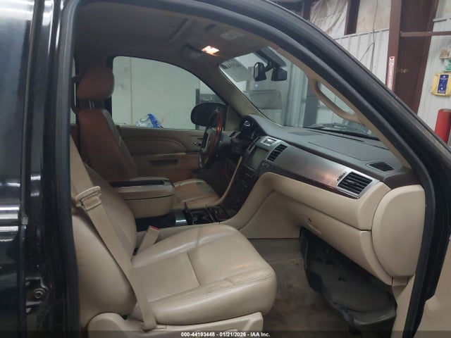 2013 CADILLAC ESCALADE ESV 1GYS3HEF5DR129522 Photo 4