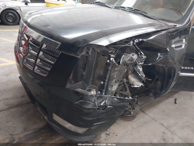 2013 CADILLAC ESCALADE ESV 1GYS3HEF5DR129522 Photo 5