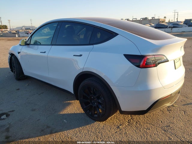 7SAYGDEE1NF554945 Tesla Model Y Long Range Dual Motor All-wheel Drive